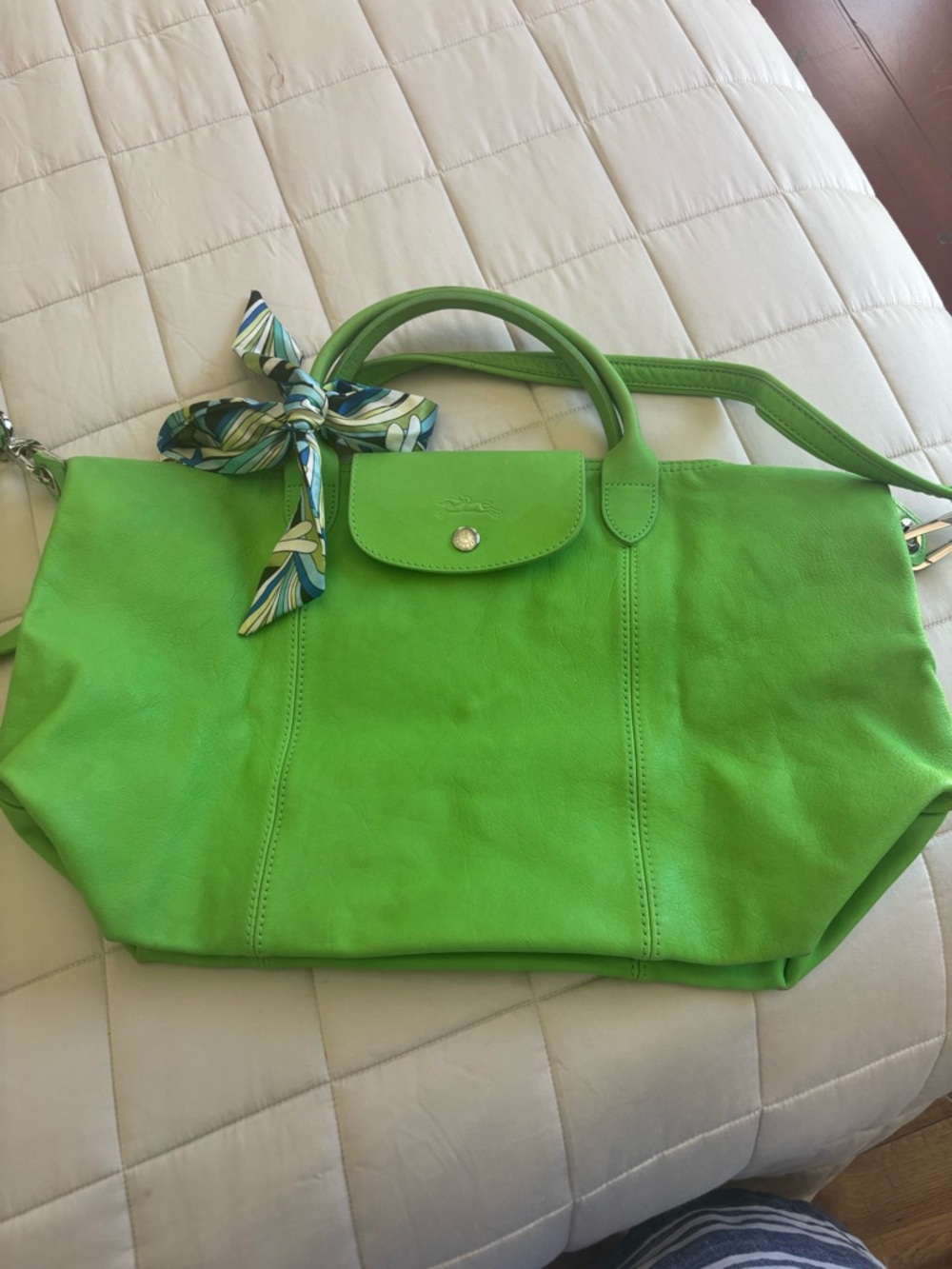 Longchamp Lime Green Leather Satchel with a Longchamp Decorative Scarf - Picture 4 of 10